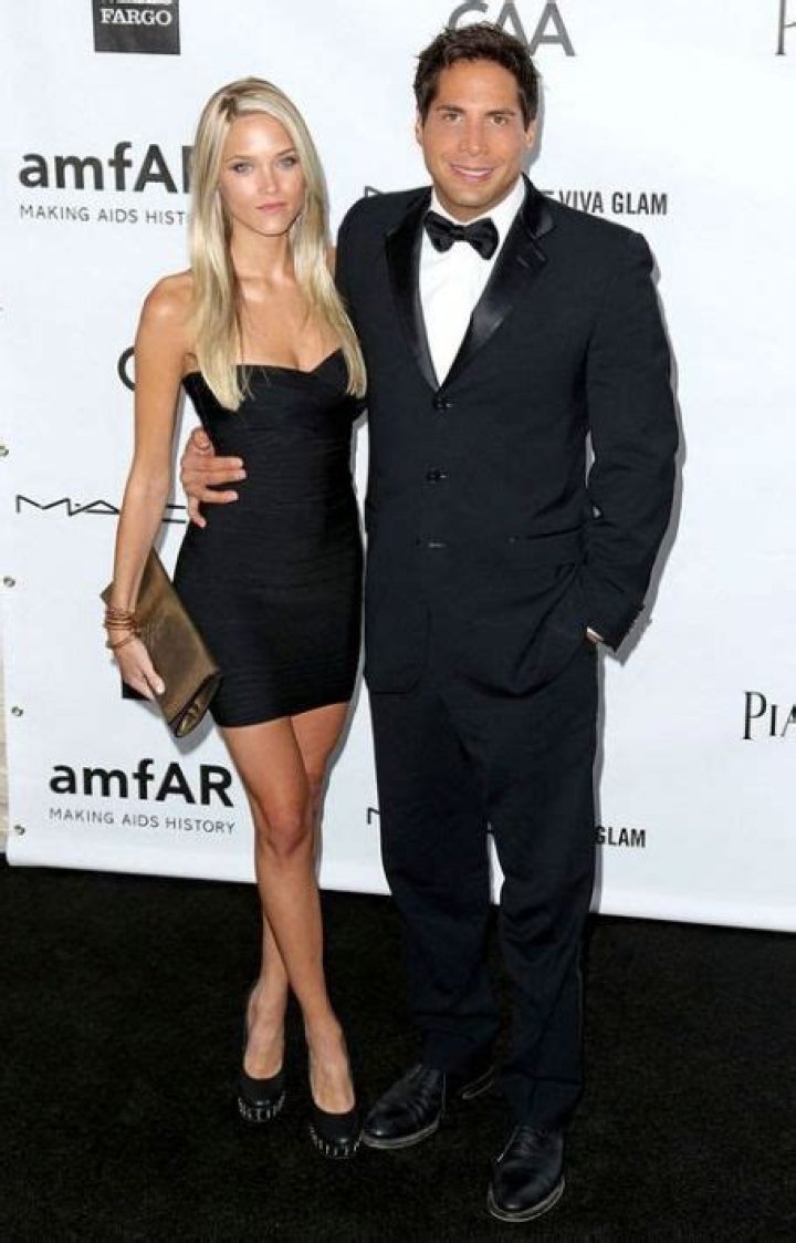 Who is Abbey Wilson Dating Now