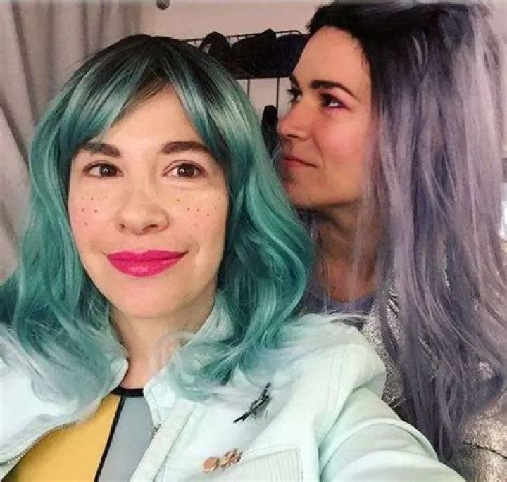 Who is Abbi Jacobson Dating Now