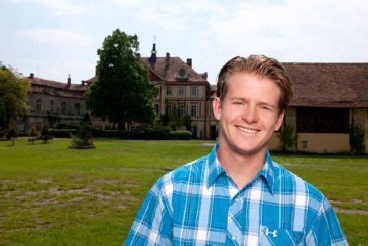 Who is Abram Boise Dating Now?