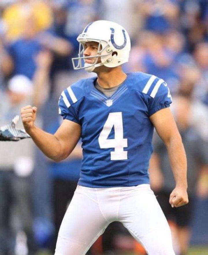 Who is Adam Vinatieri Dating Now