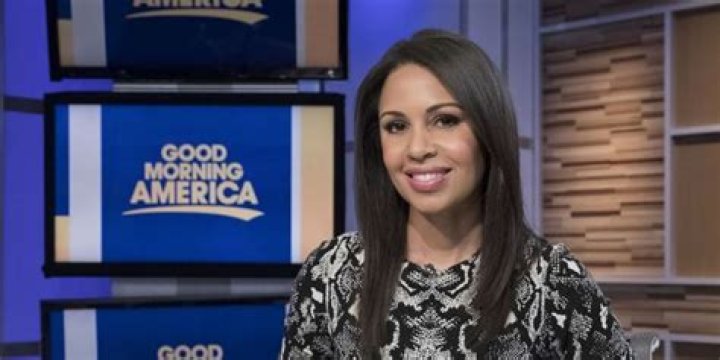 Who is Adrienne Bankert Dating Now