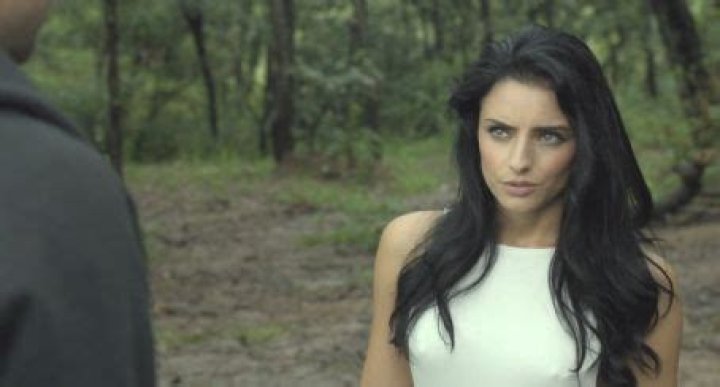 Who is Aislinn Derbez Dating Now