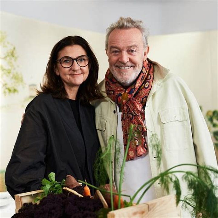 Who is Alain Passard Dating Now