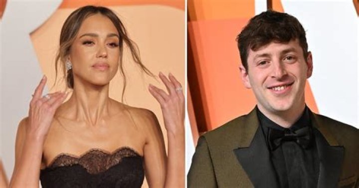 Who is Alex Edelman Dating Now?