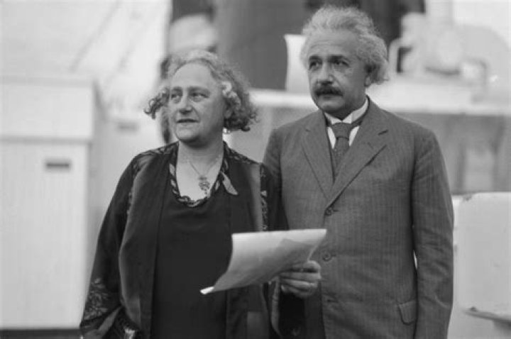 Who is Alex Einstein Dating Now