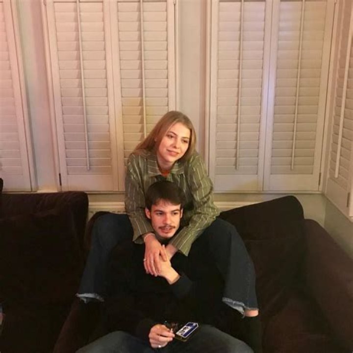 Who is Alex O'Connor Dating Now