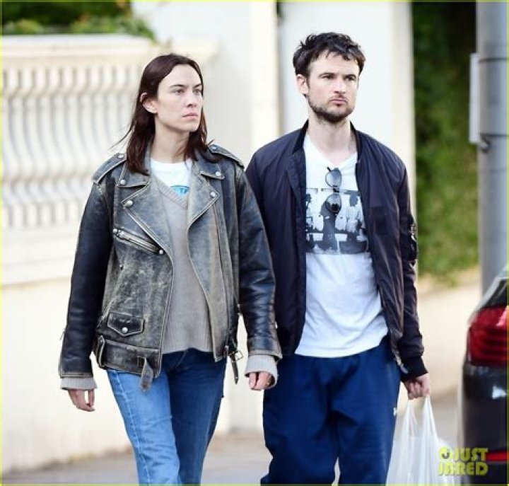 Who is Alexa Chung Dating Now