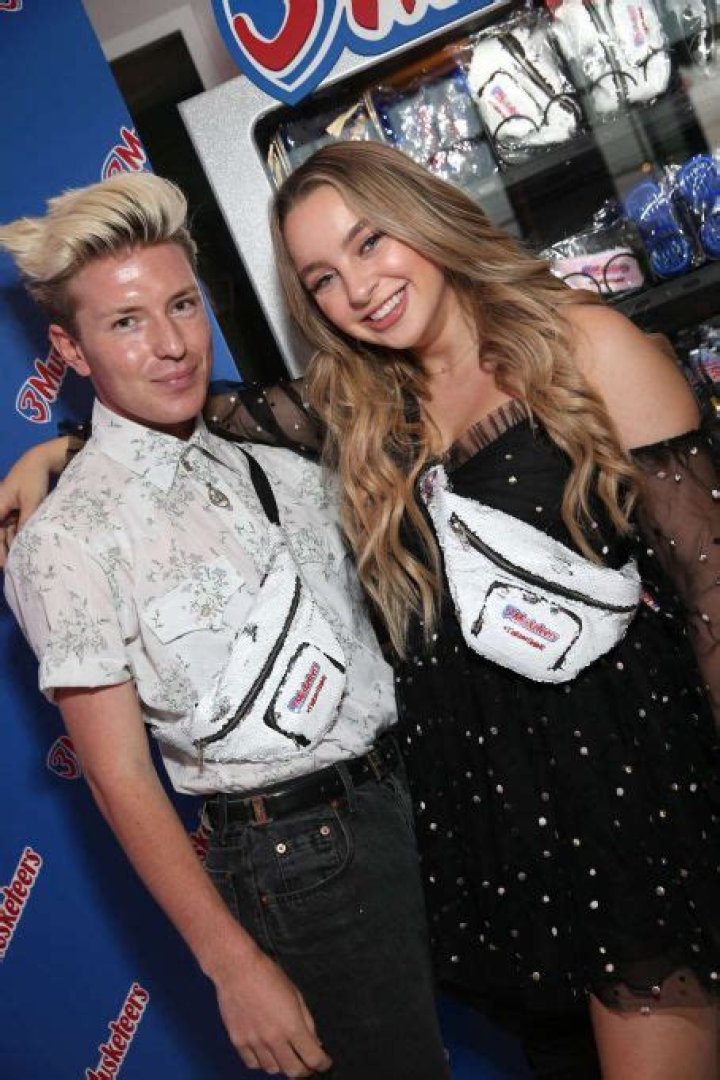 Who is Alexa Losey Dating Now