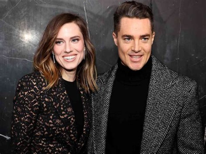 Who is Alexander Dreymon Dating Now?