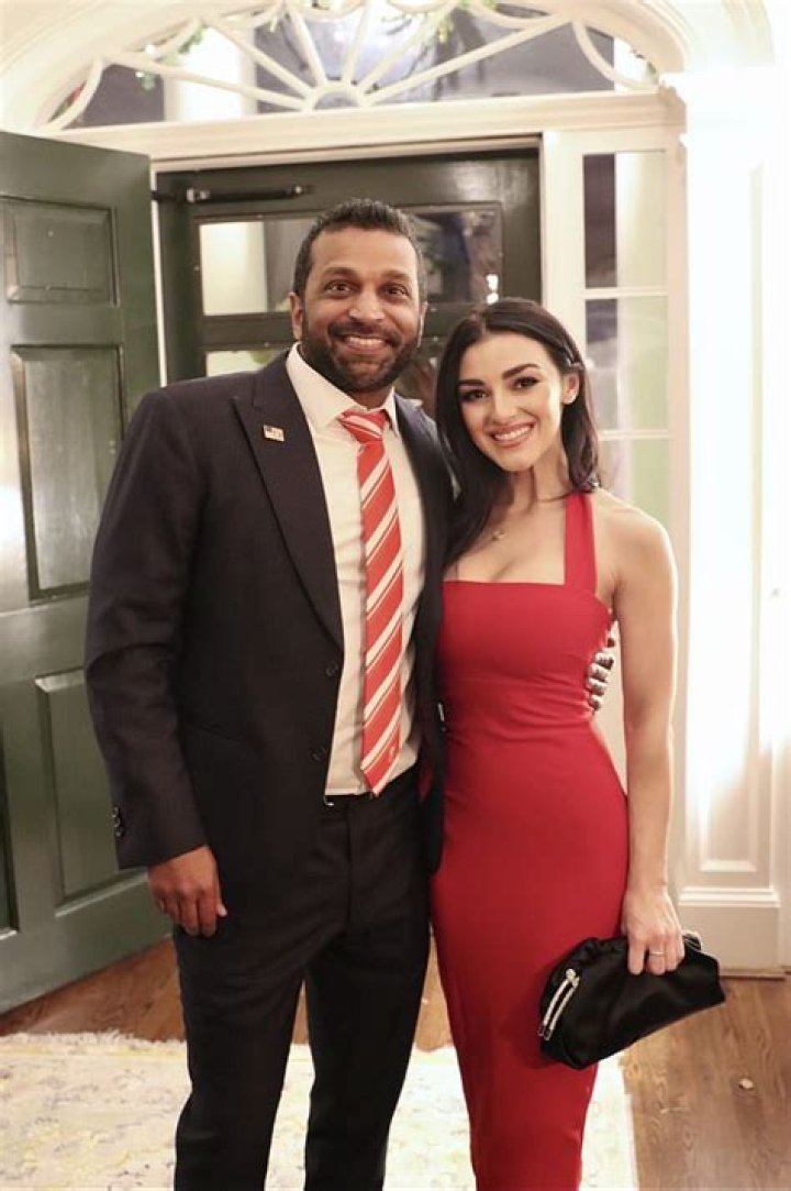 Who is Alexis Bumgarner Dating Now?