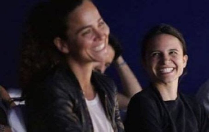 Who is Alice Braga Dating Now