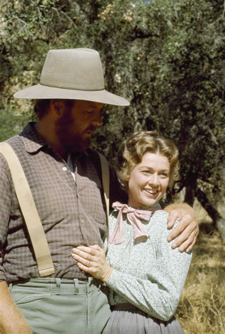 Who is Alice Felgate Dating Now