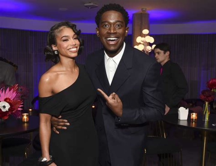 Who is Allan Havey Dating Now?