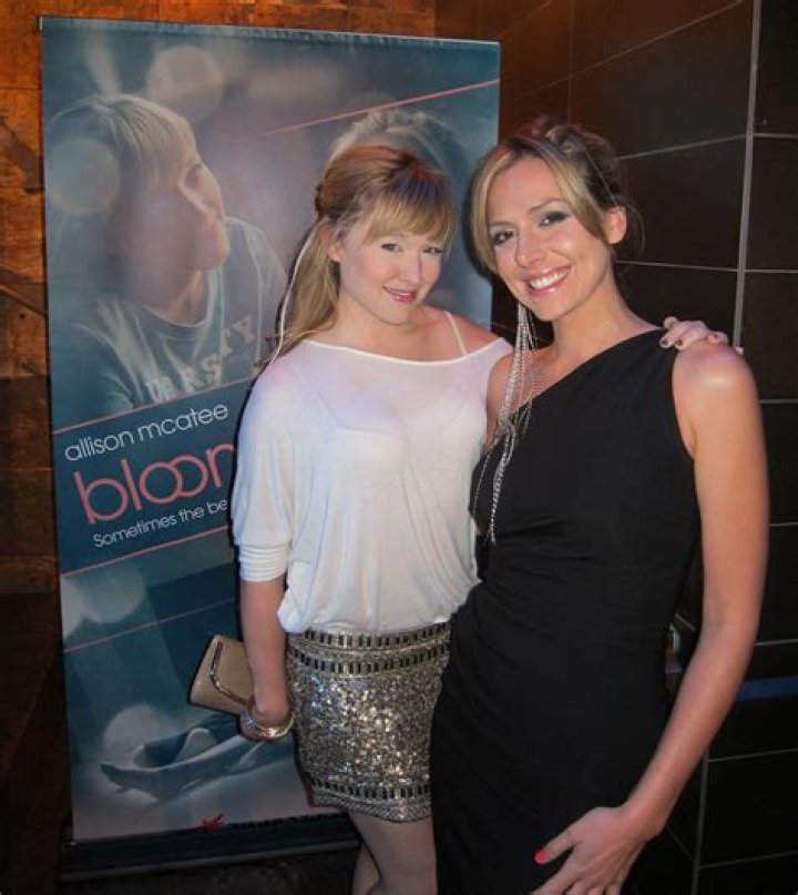 Who is Allison McAtee Dating Now