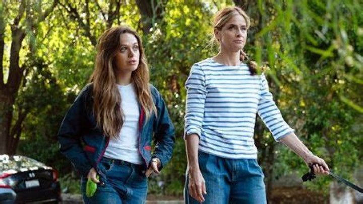 Who is Amanda Peet Dating Now