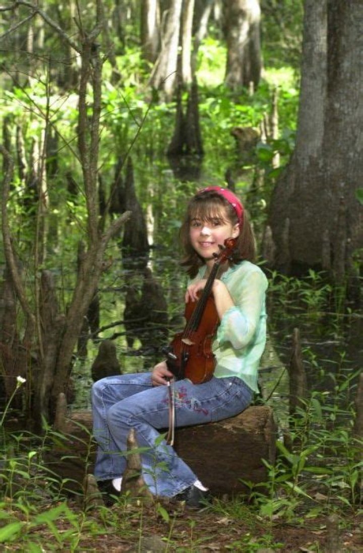 Who is Amanda Shaw Dating Now