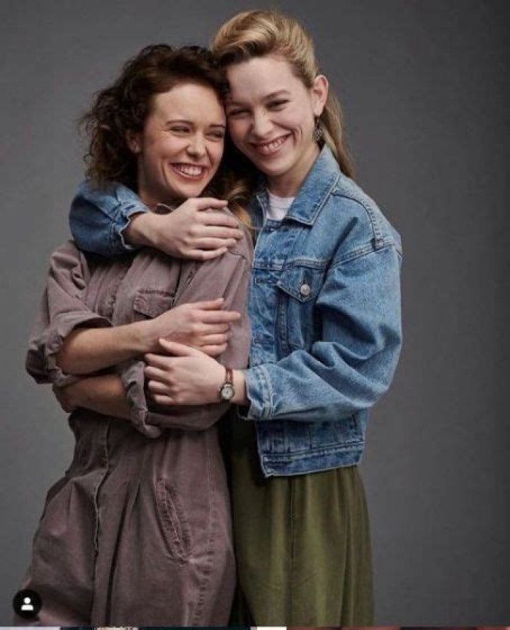 Who is Amelia Eve Dating Now