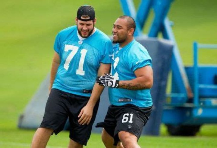 Who is Amini Silatolu Dating Now?