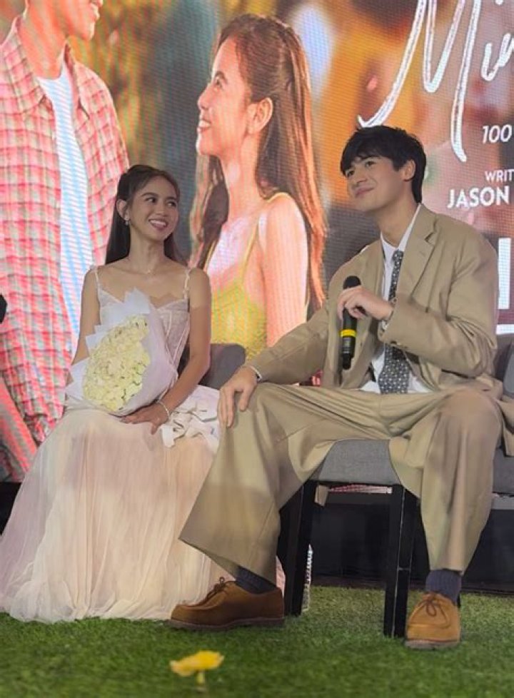 Who is Andres Torres Dating Now?