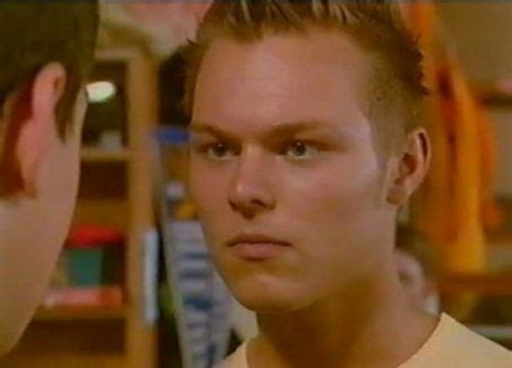 Who is Andrew Hayden-smith Dating Now?