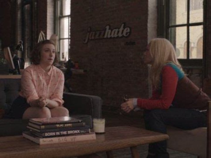 Who is Angela Featherstone Dating Now?