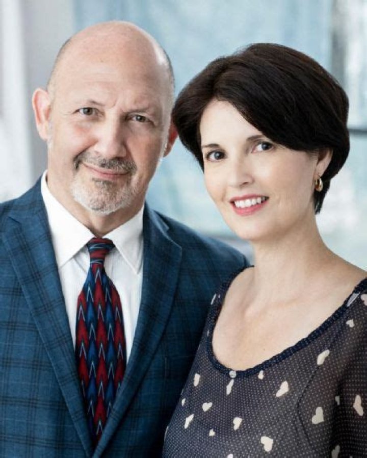 Who is Angela Watson Dating Now