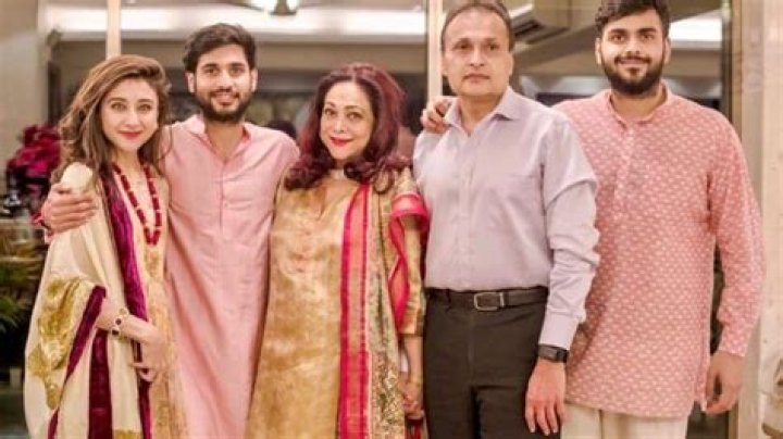 Who is Anmol Kwatra Dating Now?