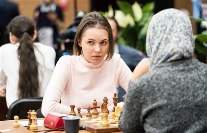 Who is Anna Ushenina Dating Now?