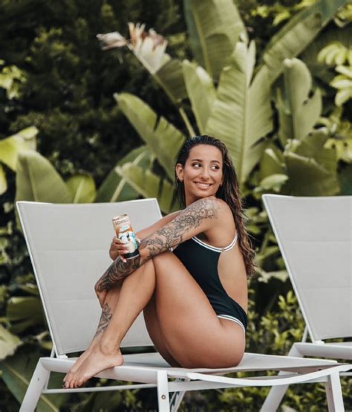 Who is Antonija Mandir Dating Now