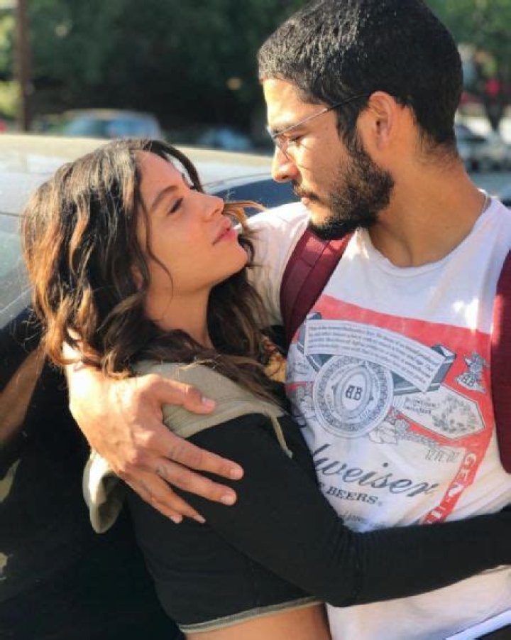 Who is Arturo Aram Carmona Dating Now