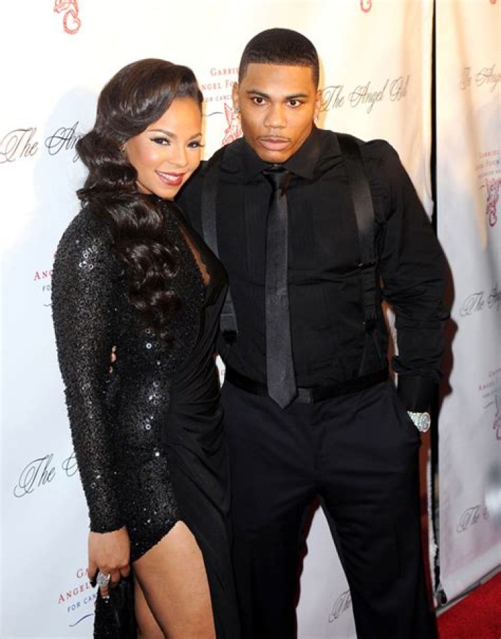 Who is Ashanti Dating Now?