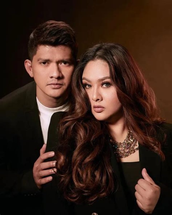 Who is Audy Item Dating Now