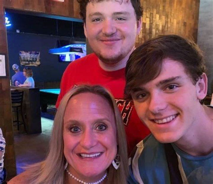 Who is Aydon Holley Dating Now