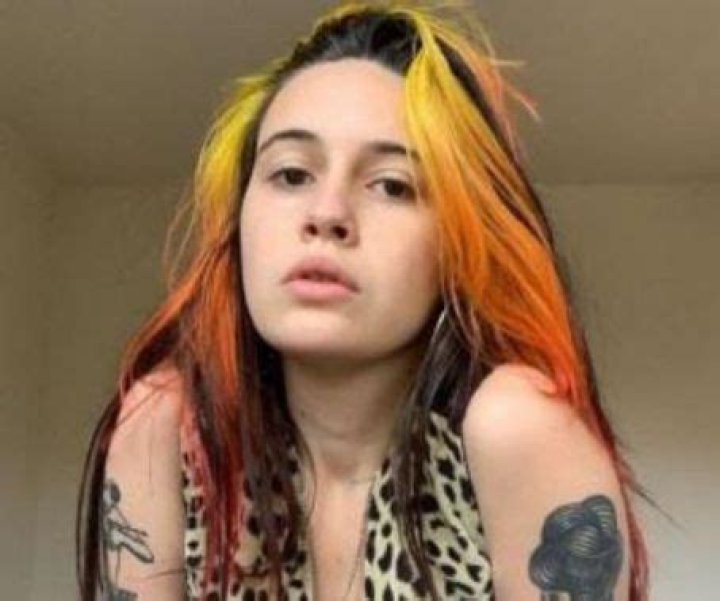 Who is Bea Miller Dating Now