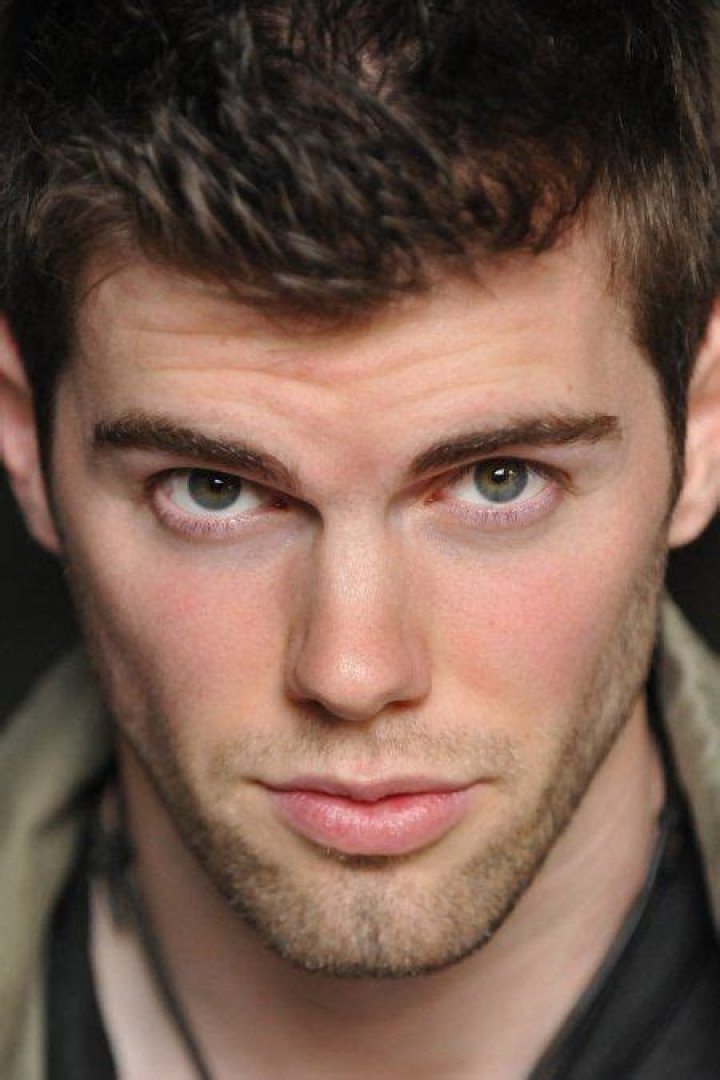 Who is Ben Schreen Dating Now?