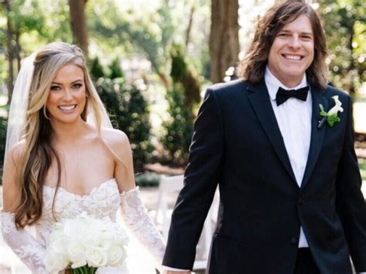 Who is Brady Seals Dating Now