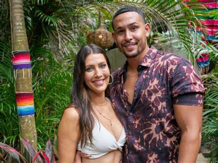 Who is Brenda Lowe Dating Now