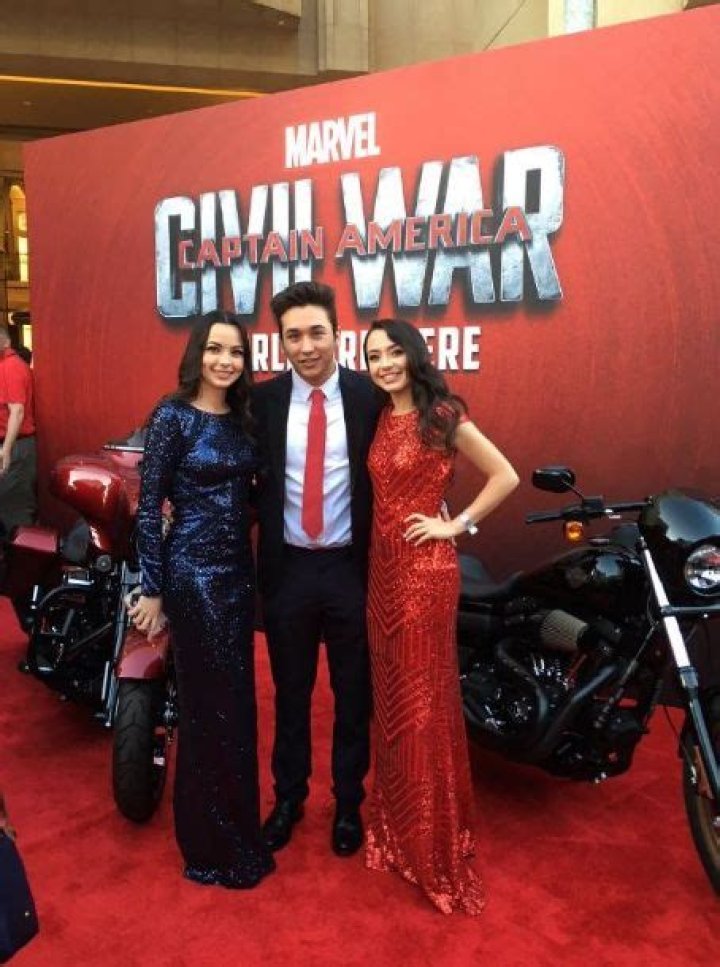 Who is Brennen Taylor Dating Now