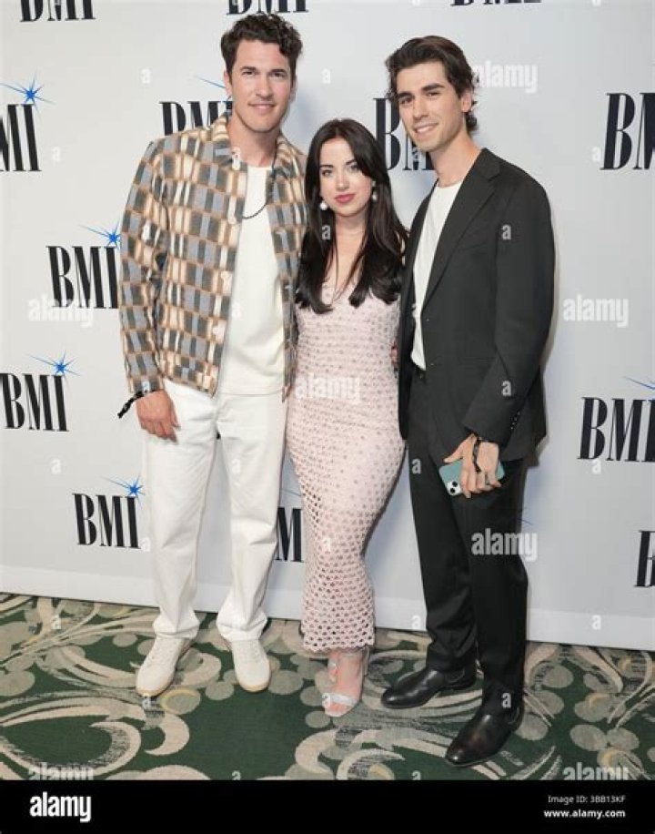 Who is Cal Shapiro Dating Now?