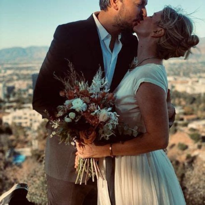 Who is Cameron Richardson Dating Now