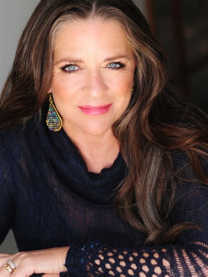 Who is Carlene Carter Dating Now