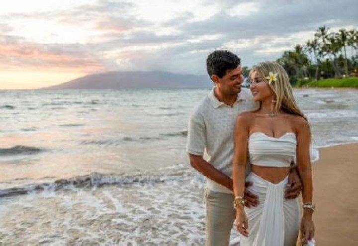 Who is Carlos Vela Dating Now