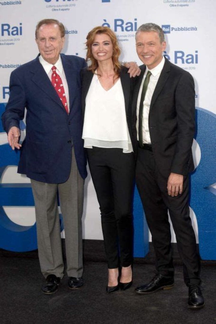 Who is Carlotta Mantovan Dating Now