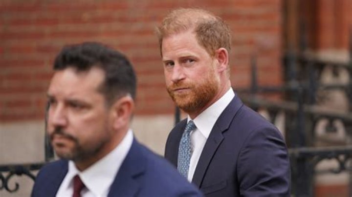 Who is Carlton Loth Dating Now?