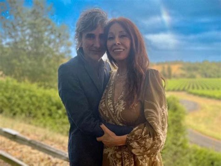 Who is Cassandra Peterson Dating Now