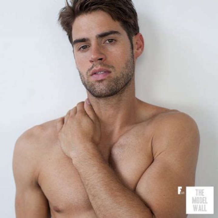 Who is Chad White Dating Now