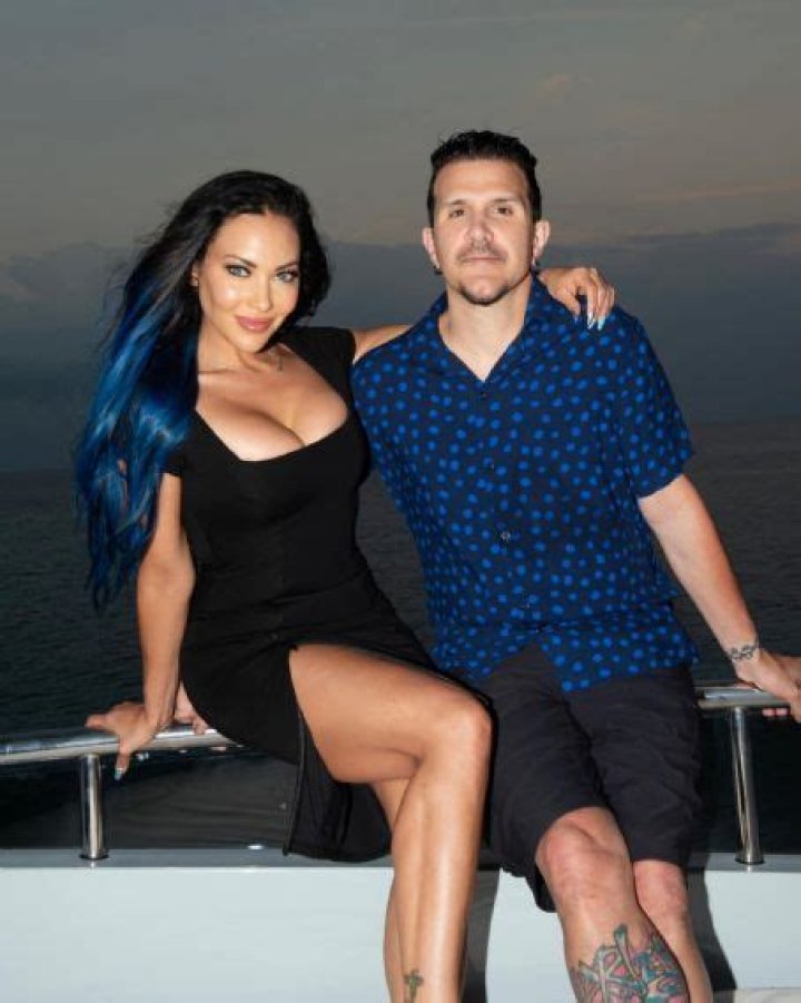 Who is Charlie Benante Dating Now