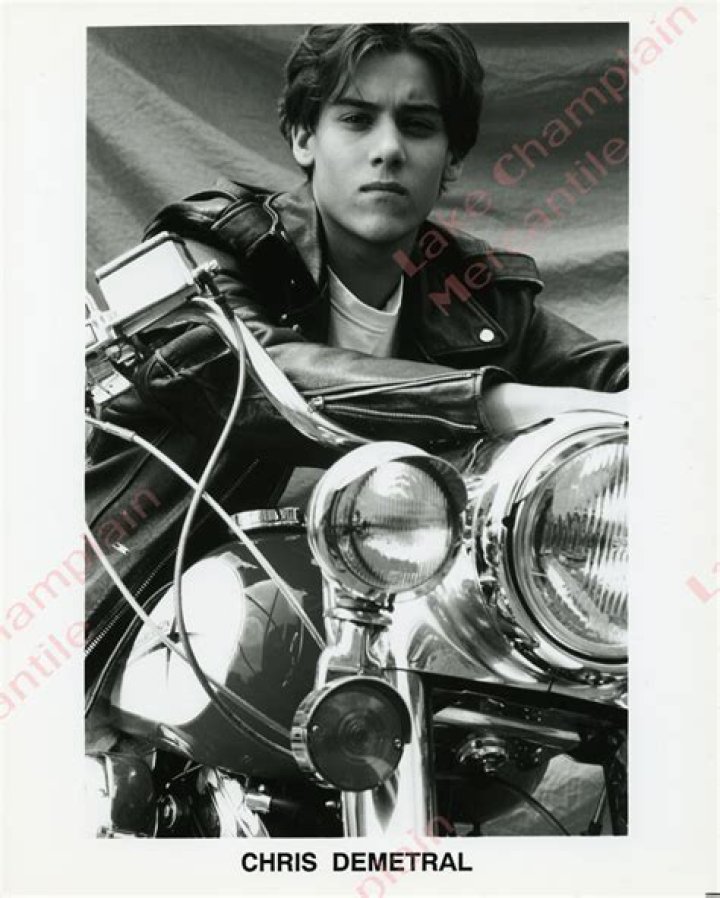 Who is Chris Demetral Dating Now