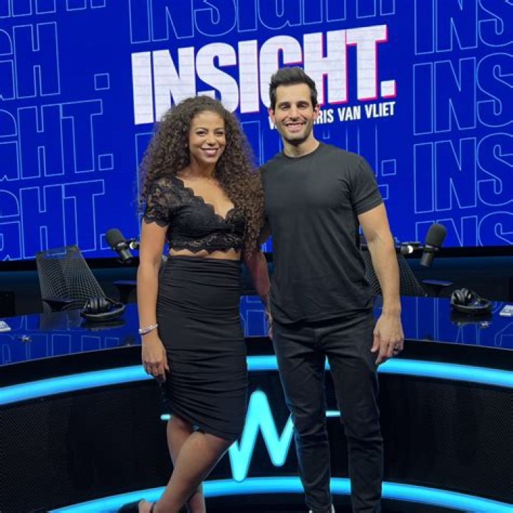 Who is Chris Van Vliet Dating Now