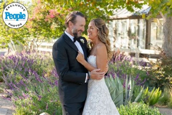 Who is Christine Barnum Dating Now?